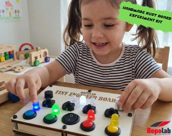 Quadro de atividades feito à mão para crianças – Brinquedo de atividades de madeira reciclada, Montessori STEM Habilidades motoras finas