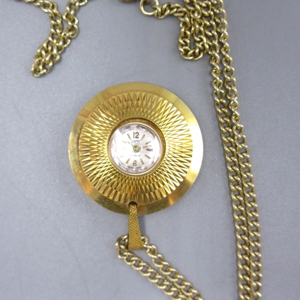VTG Camy Pendant Watch Necklace 21 Jewels Incabloc Swiss Made Wind Up