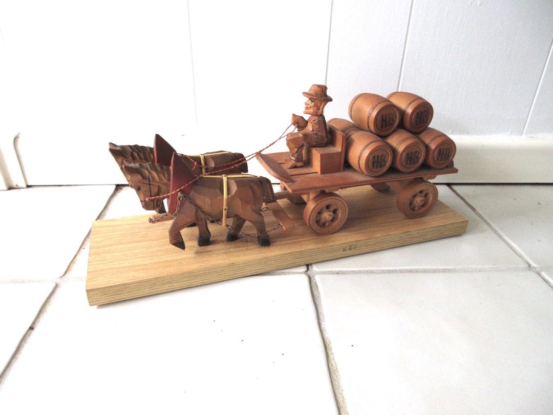 VTG Hofbrau Beer Horse Drawn Barrel Wagon Hand Carved Tavern