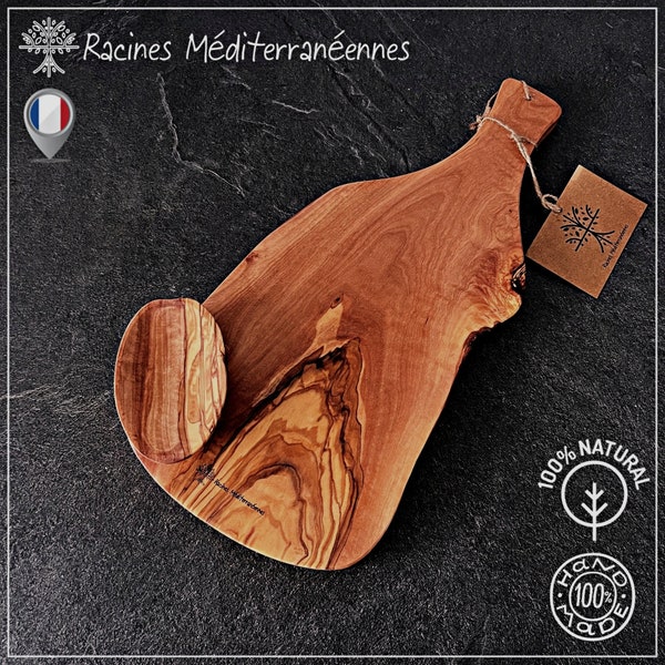 Racines Méditerranéennes® Planche à découper en BOIS D'OLIVIER Personnalisable + poignée + Ramequin CADEAU Original & Unique 37 x 17 x 2 cm