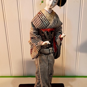 Vintage Japanese Geisha Doll Figurine