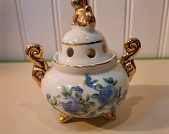 Vintage Oriental Porcelain Footed Incense Cone Burner