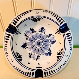 Vintage Handpainted Delft Holland Ashtray