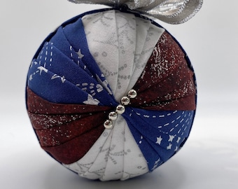 Patriotic Series 2021: Quilted Windmill Ornament