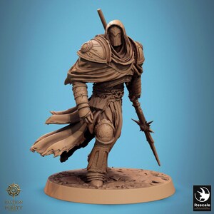 Centinela Silencioso en Postura de Lanza B – Miniatura de luchador humano para DnD, DSA, Pathfinder y RPG – Bastión de la Pureza II - Rescale Miniatures