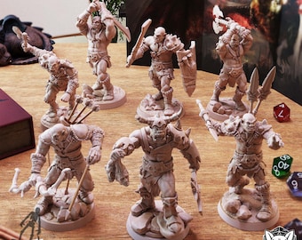 Orc Army - Horde with 7 miniatures - Tabletop DnD DSA and RPG miniature - 28 mm, 32 mm, 36 mm figure with base - Dungeon Dog