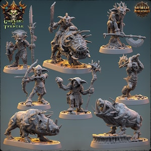 Könnte beinhalten: Eine Sammlung unbemalter Miniatur-Goblin-Figuren. Die Goblins werden in verschiedenen Actionposen dargestellt, mit Waffen wie Speeren, Bögen und Äxten. Einige Goblins reiten auf Kreaturen. Die Miniaturen sind für Tabletop-Spiele konzipiert.