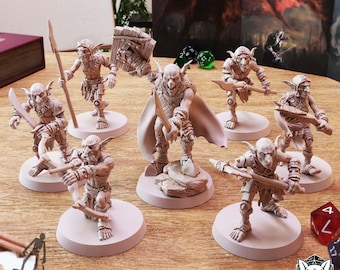 Goblin Army - 7 Resin Miniatures - Tabletop DnD DSA and RPG Miniature - 28 mm, 32 mm, 36 mm Figure with Base - Dungeon Dog