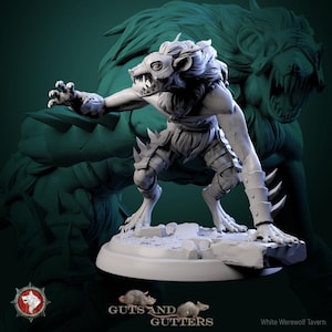 Può includere: Una miniatura di un lupo mannaro bianco con un design dettagliato. La figura è posizionata su una base rocciosa, con artigli e denti affilati. La figura fa parte della collezione "Guts and Gutters".