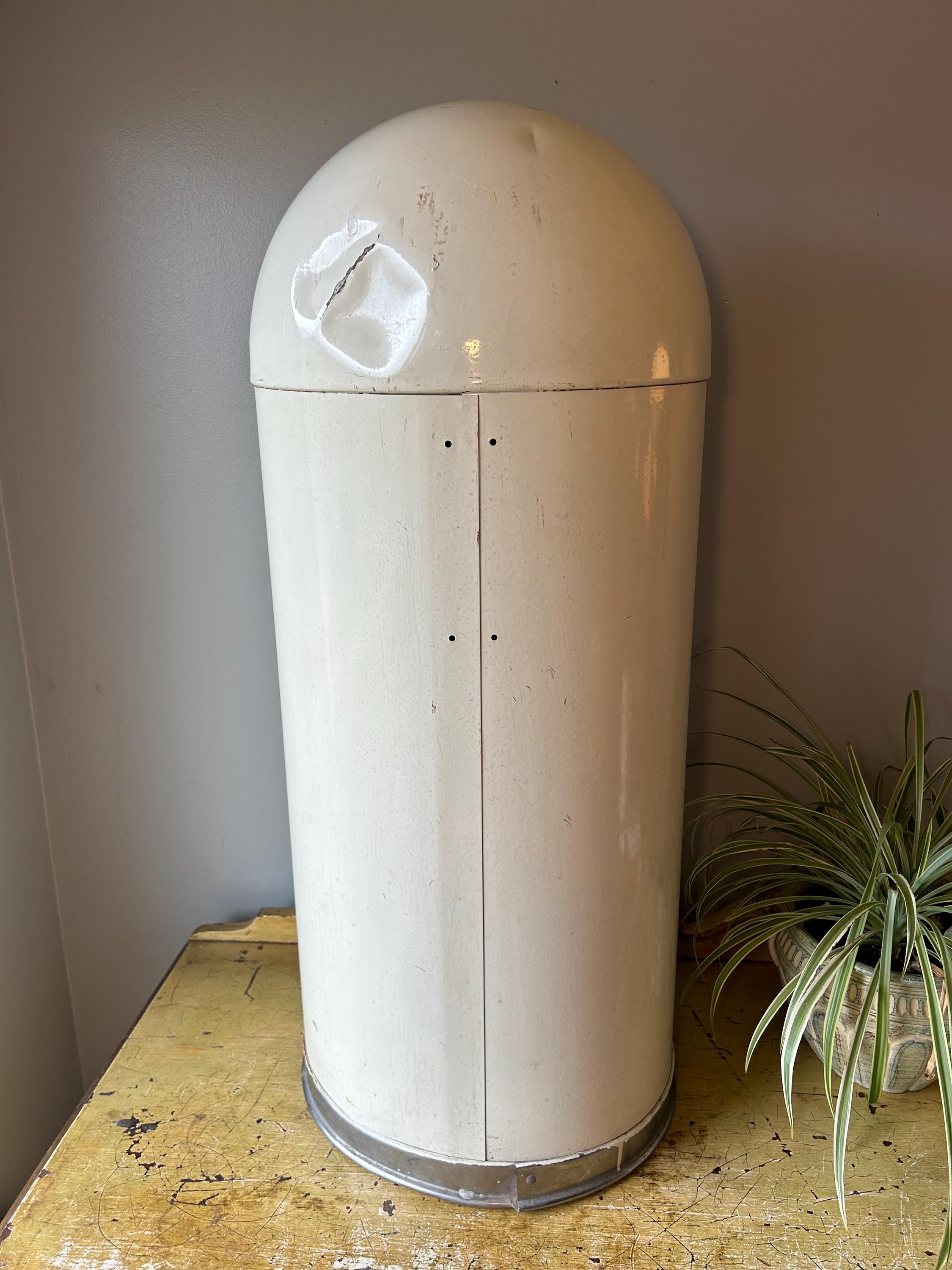 Vintage Yellow Bullet Style Industrial Metal Trash Can - Etsy Israel