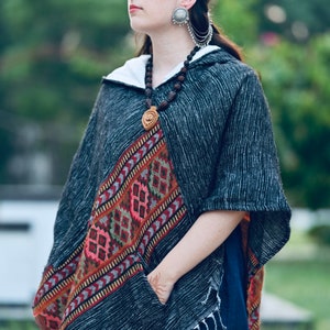 Hooded Wool Poncho With Pockets Boho Style