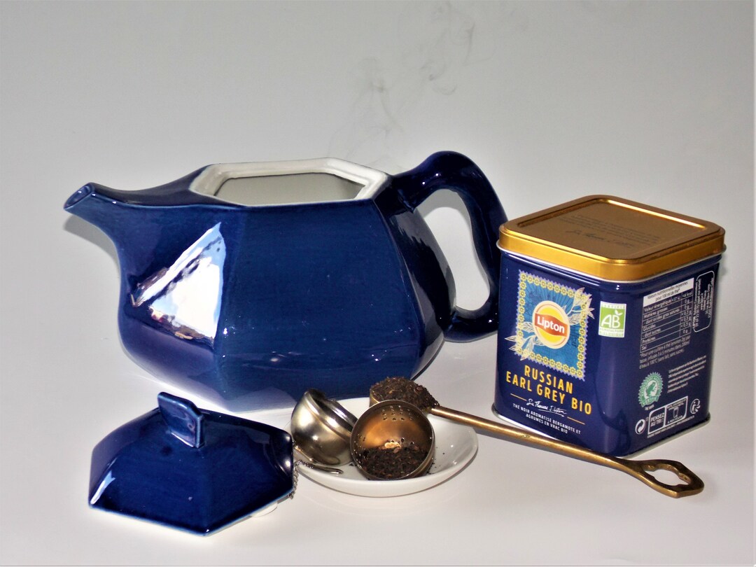 Cobalt Blue Teapot, 1.4 Liters. Large Capacity for Reception of Your