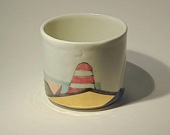 hand-decorated porcelain cup and 23 Ka gold leaf; mug imaginary architectures 09, for tea, coffee, chocolate or dessert