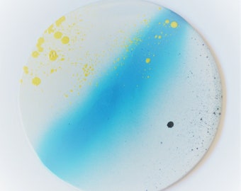 Porcelain presentation tray decorated in yellow, black and sky blue: "Summer" (32 cm)