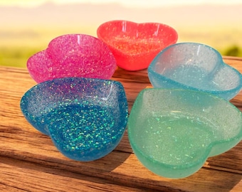 Glitter Resin Heart Trinket Dish: Jewelry Ring Holder