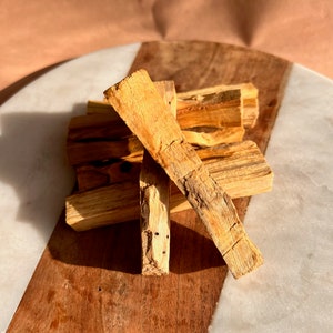 Palo santo bundle | palo santo sticks | smudge sticks | smoke cleanse | smudge kit | high Resin