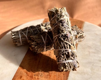 Witte Salie Bundels met gedroogde lavendel | Smudge blijft | Rookreiniging | Smudge kits |