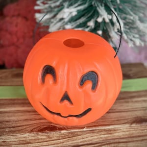 Vintage plastic jack o lantern blow mold pumpkin hanging Halloween decoration