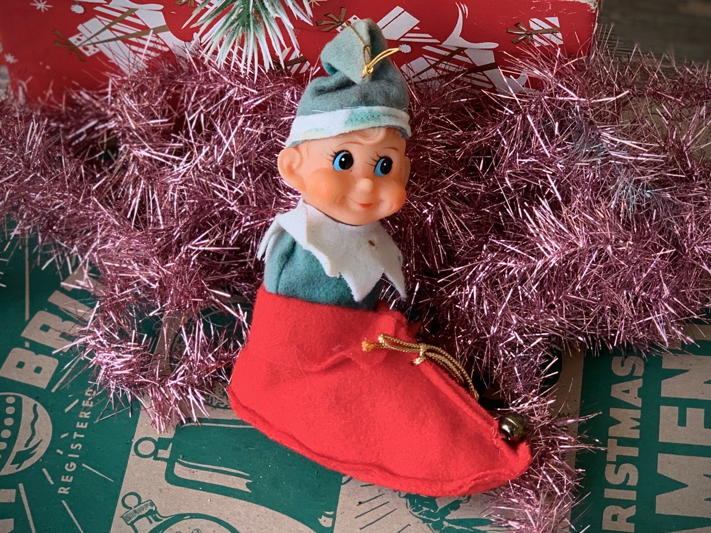 DIY Bucilla Holiday Decorating Boot Elf Santa Christmas Felt