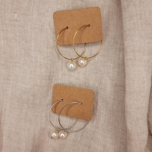 Dainty Stainless Steel Hoop Earrings with Freshwater Pearl