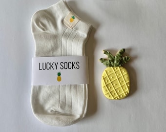 Lucky Pineapple socks, IVF socks, IVF gifts, fertility gift, infertility gift, transfer day IVF gift, transfer day socks, ivf pineapple, ivf