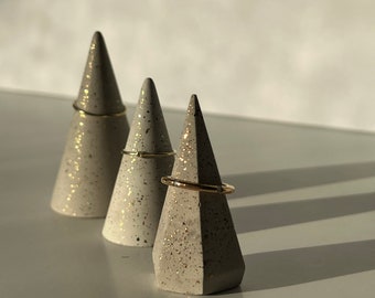 Ring Cone Set,  Cement Ring Cone, Concrete Ring Cone, Ring Holder, Ring Cone, Ring Holder, Engagement Gift, Engagement Ring Holder