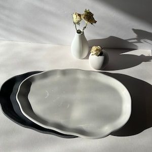 Concrete Tray, Oval Decorative Tray, Vanity Tray, Decorative Tray, Cement Tray, Coffee Table Tray, Irregular Cement Tray, Concrete Catchall