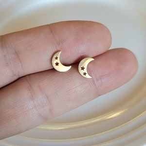 Moon Star Stud Earrings Minimalist Hypoallergenic Gold Stainless Steel Earrings Jewelry