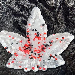 Ashtray Chic: op maat ontworpen harsasbakken: jouw stijl, jouw sfeer! BLAD