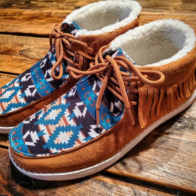 Size 38 Cloth Moccasins Aztec Shapes main image 0