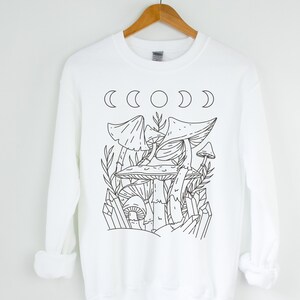 Mushroom Sweatshirt Cottagecore Clothing Indie Clothing Alt Clothing Mushroom Crewneck Cottagecore Jumper Mushroom Sweater Mushroom Clothing