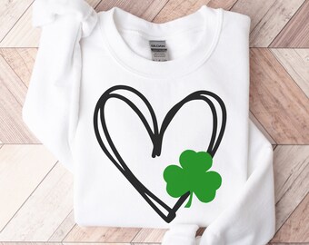 Shamrock Heart Sweater, St Patricks Day Crewneck, Shamrock Sweatshirt, Unisex Sweater, Saint Patrick's Day, St Patrick's Day Sweatshirt
