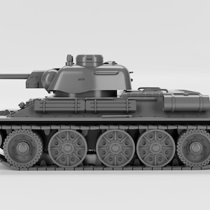 以下が含まれることがあります： 第二次世界大戦で使用されたソ連のT-34中戦車のグレーのモデル。戦車は側面から見ており、砲塔は画像の右側を向いています。戦車は長い砲身、大きな砲塔、そして両側に一連の走行輪を持っています。