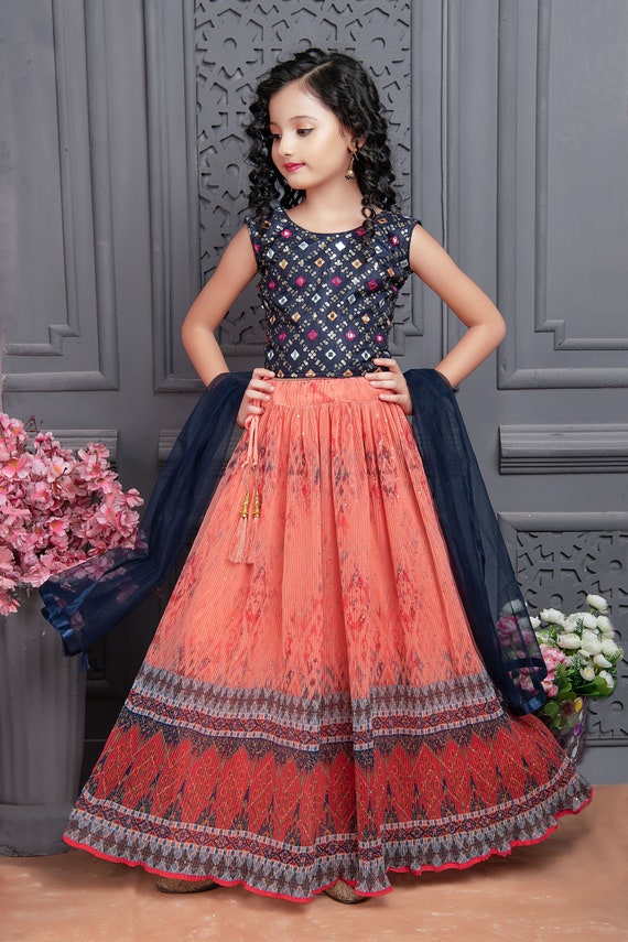 Buy Noyyal Kids Traditional Pattu Pavadai Lehenga Choli For Girls,red, 6  Years-7 Years Online at Best Prices in India - JioMart.