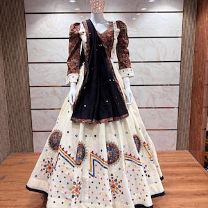 Navratri White chaniya choli for women with 8 M Flair, Full Stitch Lehenga Choli for Navratri, Festival Outfit for women,Garba Chaniya choli