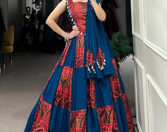 Blauwe puur katoenen Navratri Chaniya Choli voor vrouwen met Gamthi-werk, doorgestikte Lehenga Choli voor Navratri, Garba-jurken dames, garba Lover