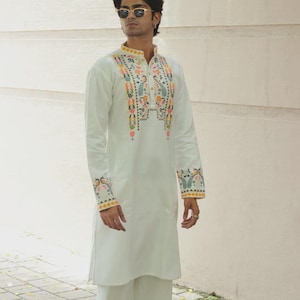 White Mens Kurta with Toran Weaving Indian Mens wedding wear,Mens Ethnic Kurta dress, Manyavar Men&#39;s Kurta for Wedding, Boys Kurta