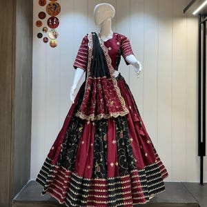 Pure silk Navratri chaniya choli for Women, Women Chaniya choli Outfit for garba, Indian Women Ethnic Outfit, Festival Outfit