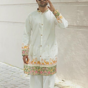 White Mens Indo Western Kurta Indian Mens wedding wear, Mens Ethnic Kurta dress, Manyavar Men&#39;s Kurta for Wedding, Boys Wedding Kurta