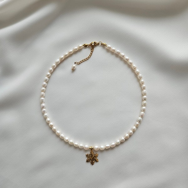 Süßwasserperlen Choker, Halskette aus Süßwasserperlen, weiße Halskette mit Anhänger, weiß, Edelsteine