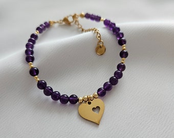 Armband aus Amethyst Edelsteinen, Heilsteine, lila, Gold, Herz Anhänger, Armband mit Anhänger