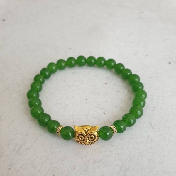 Armband aus Jade Perlen / Eule / Spacer mit Zirkonie / Edelstein Armband / Elastisches Armband, Heilsteine, grün
