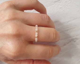 Rosenquarz Elastischer / Stretch Ring Rosenquarz Perlen / Stein der Liebe