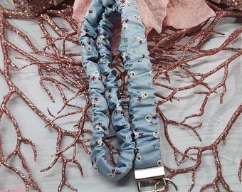 Christmas Reindeer Scrunchie Lanyard, Holiday Fabric Stretchy Lanyard, Cute Gift Ideas, Badge and Key Holder