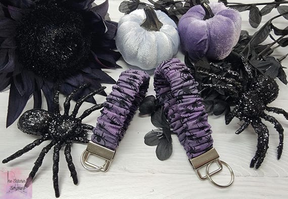Cute Spider Scrunchie Keychain, Purple Spider Fabric Keychain, Halloween Scrunchie Keychain, Spider Key Fob, Cute Spider Elastic Keychain