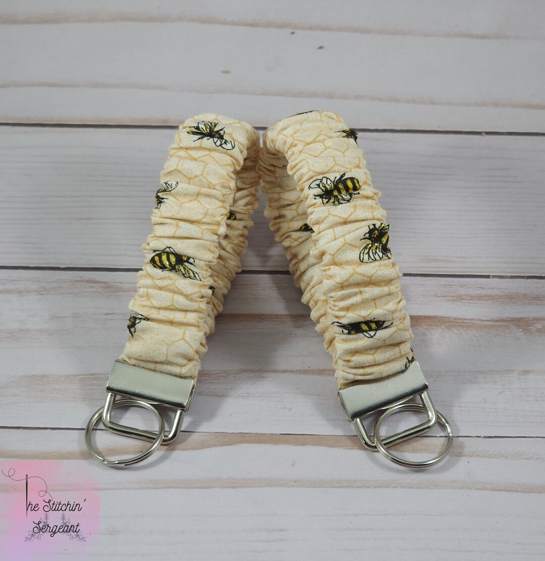 Cute Mini Bees With Glitter Scrunchie Keychain, and Glitter