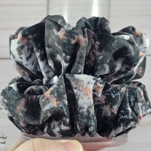 Black and Pink Tie Dye Scrunchie, Fun Tie Dye Hair Ties, Retro Tie Dye Scrunchie, Wide Elastic Scrunchie, Tie Dye Hair Accessory