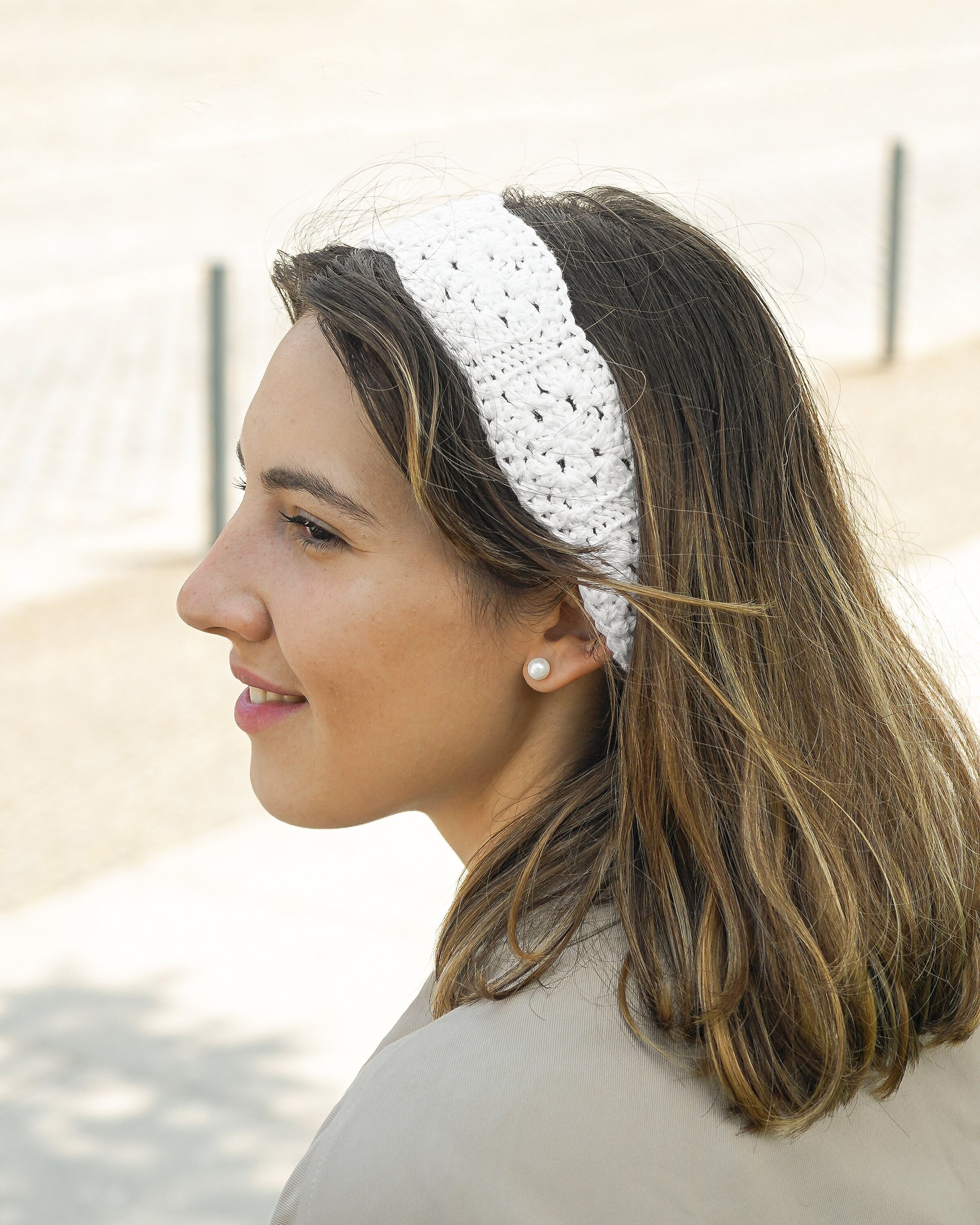 Handmade Crochet Headband: Stylish Boho Hair Accessory, Soft, Comfortable, Customizable Colors, Fashionable and Versatile - Women's Fashion