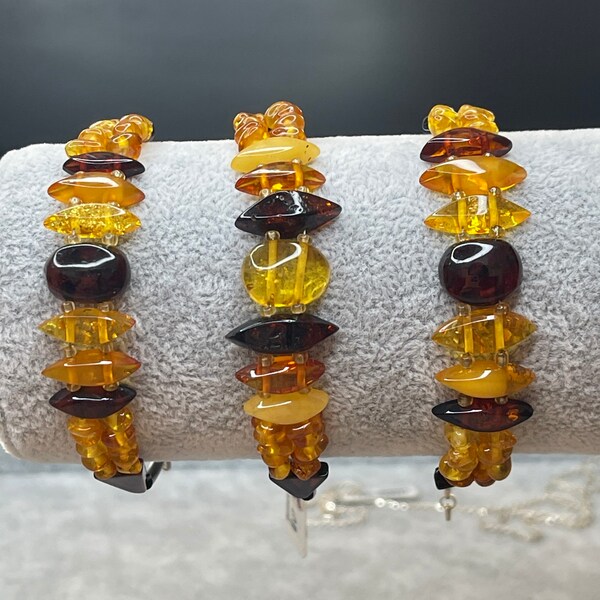 Baltic Amber chain bracelet / Bernstein Armband / Adjustable bracelet / Different shape amber / Elegant Gemstone bracelet/ Everyday beacelet