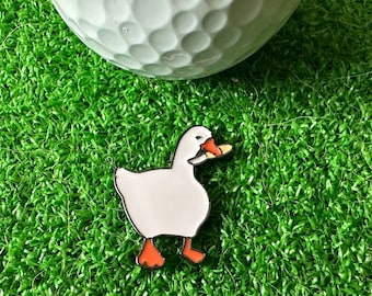 Goose with knife Golf Ball Marker - Golf Accessory Awesome Golf Gift Idea, Boyfriend Golf, Husband Golf, Dad Golf, Christmas Gift